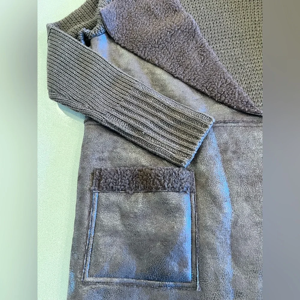 NWT Sweater Coat Pockets Faux Leather Sherpa Brown tones Sweater Back xs/sm